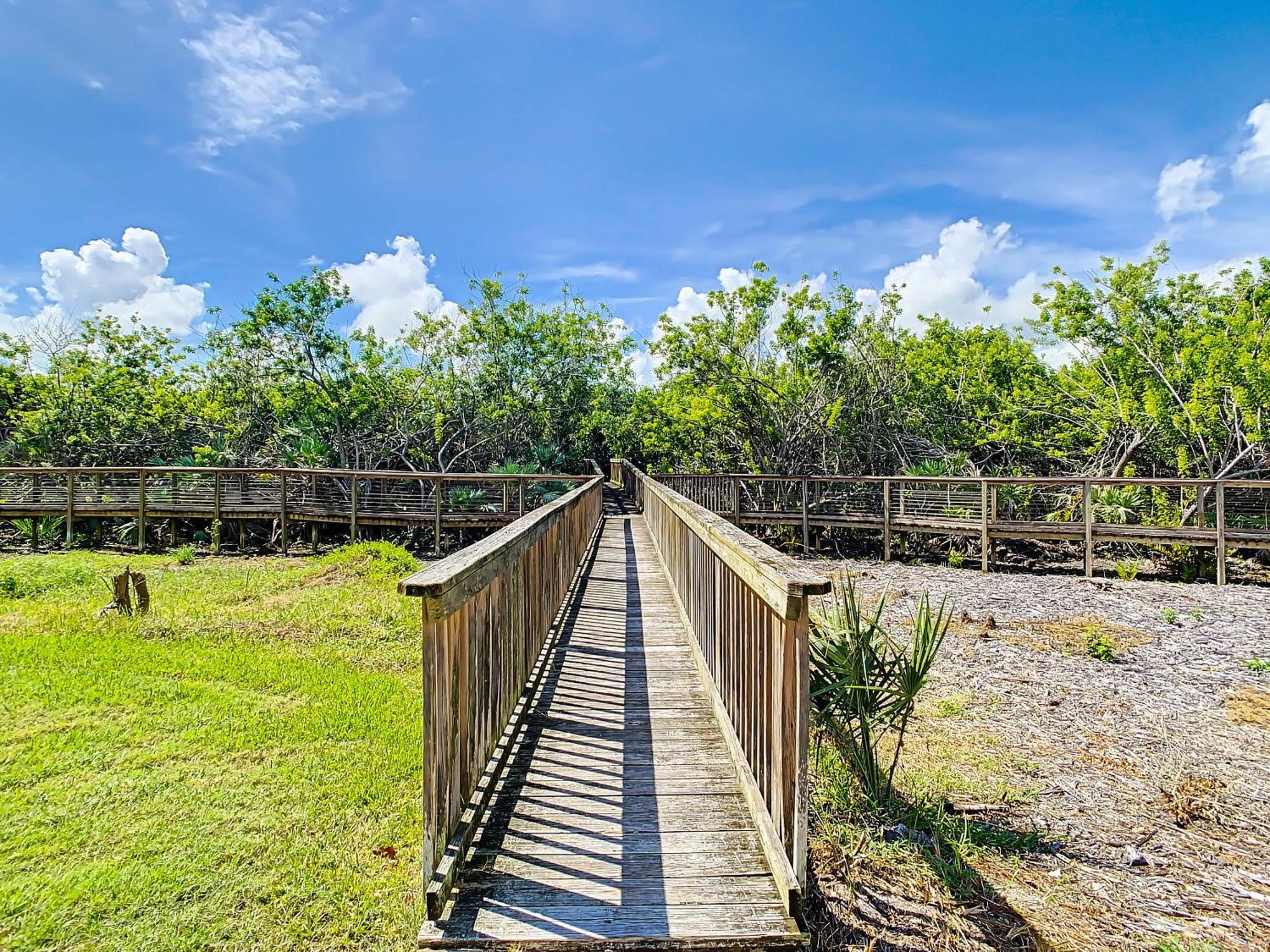 Come Drift Away In This Gorgeous Coastal Themed 2 Bed With Den And 2 Baths Condo. Ow20-303 New Smyrna Beach Exterior photo